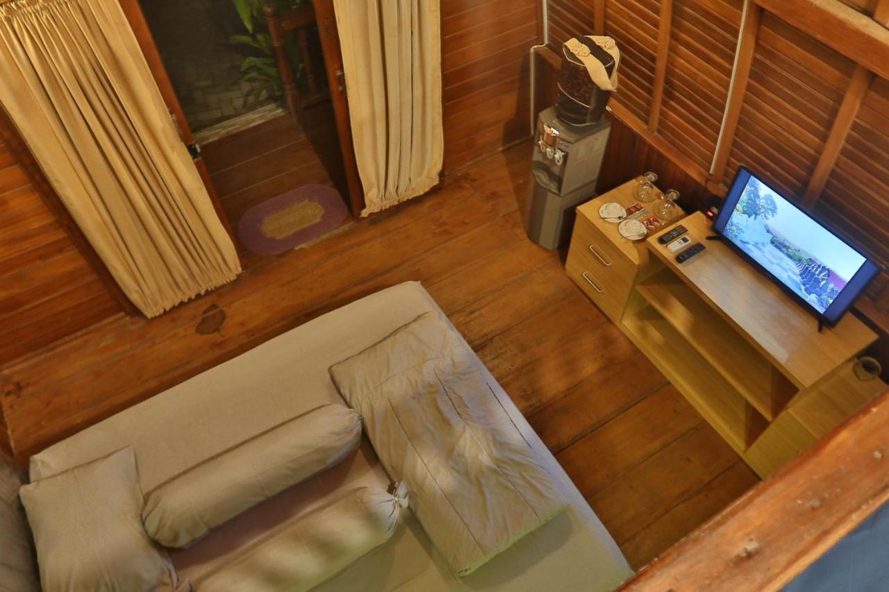 Narwastu Hills Hotel Tomohon Exterior photo